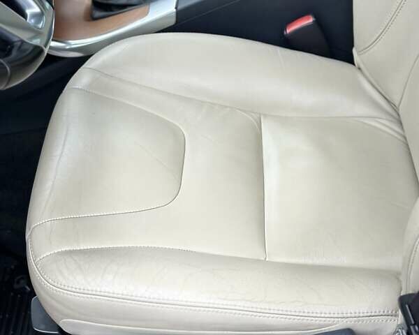 Чорний Вольво ХС60, об'ємом двигуна 2.4 л та пробігом 201 тис. км за 24600 $, фото 19 на Automoto.ua