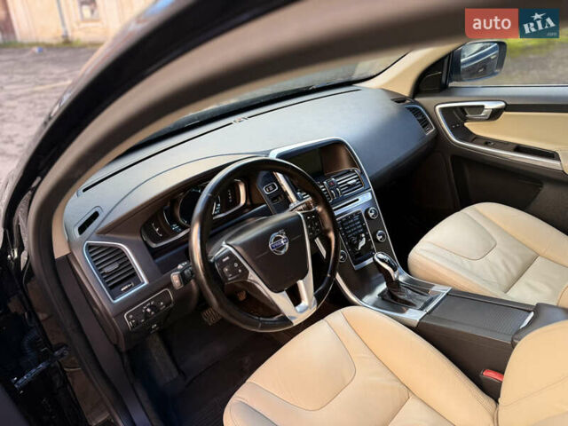 Черный Вольво ХС60, объемом двигателя 2.4 л и пробегом 234 тыс. км за 18799 $, фото 117 на Automoto.ua
