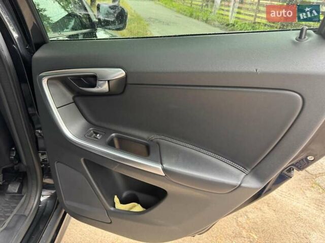 Черный Вольво ХС60, объемом двигателя 2 л и пробегом 284 тыс. км за 16990 $, фото 15 на Automoto.ua