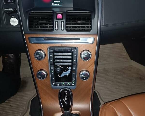 Черный Вольво ХС60, объемом двигателя 2.4 л и пробегом 144 тыс. км за 21999 $, фото 18 на Automoto.ua