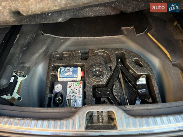 Черный Вольво ХС60, объемом двигателя 2.4 л и пробегом 234 тыс. км за 18799 $, фото 82 на Automoto.ua