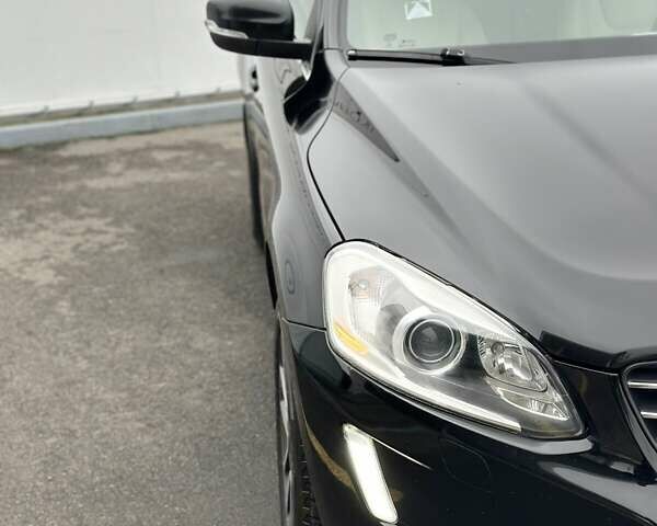 Чорний Вольво ХС60, об'ємом двигуна 2.4 л та пробігом 201 тис. км за 24600 $, фото 10 на Automoto.ua