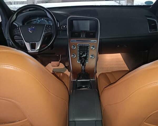 Черный Вольво ХС60, объемом двигателя 2.4 л и пробегом 144 тыс. км за 21999 $, фото 14 на Automoto.ua