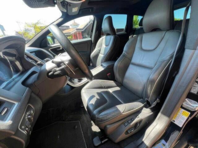 Черный Вольво ХС60, объемом двигателя 2 л и пробегом 80 тыс. км за 7400 $, фото 7 на Automoto.ua