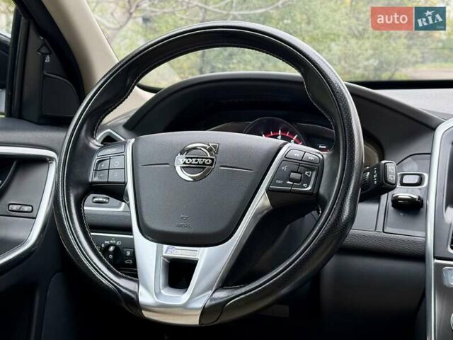 Черный Вольво ХС60, объемом двигателя 1.97 л и пробегом 190 тыс. км за 18900 $, фото 84 на Automoto.ua
