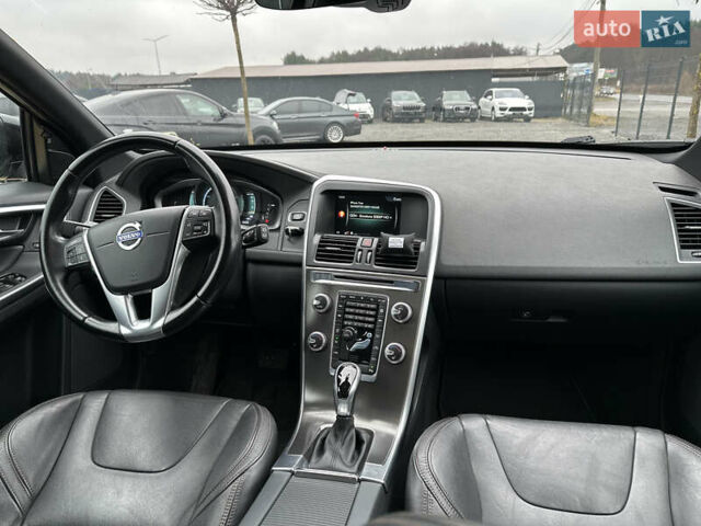 Черный Вольво ХС60, объемом двигателя 2 л и пробегом 264 тыс. км за 10900 $, фото 16 на Automoto.ua