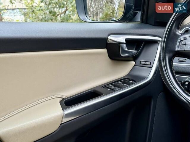 Черный Вольво ХС60, объемом двигателя 1.97 л и пробегом 190 тыс. км за 18900 $, фото 94 на Automoto.ua