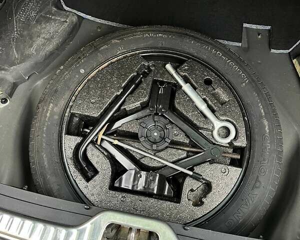 Черный Вольво ХС60, объемом двигателя 2.53 л и пробегом 172 тыс. км за 15300 $, фото 24 на Automoto.ua