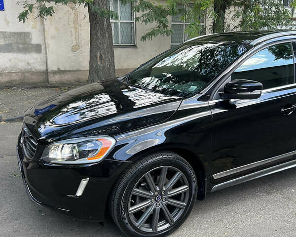 Черный Вольво ХС60, объемом двигателя 2.95 л и пробегом 182 тыс. км за 15400 $, фото 2 на Automoto.ua