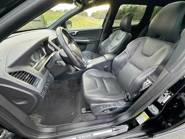 Чорний Вольво ХС60, об'ємом двигуна 2 л та пробігом 70 тис. км за 3700 $, фото 10 на Automoto.ua