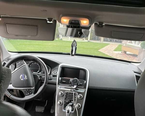 Вольво ХС60 2015 в Киеве на Automoto.ua Черный Вольво ХС60, объемом двигателя 1.97 л и пробегом 617 тыс. км за 14600 $, фото 3 на Automoto.ua