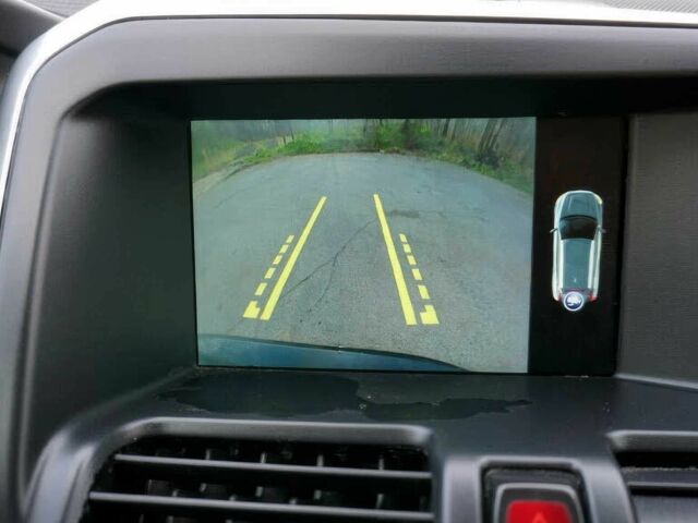 Черный Вольво ХС60, объемом двигателя 2.5 л и пробегом 77 тыс. км за 9000 $, фото 9 на Automoto.ua