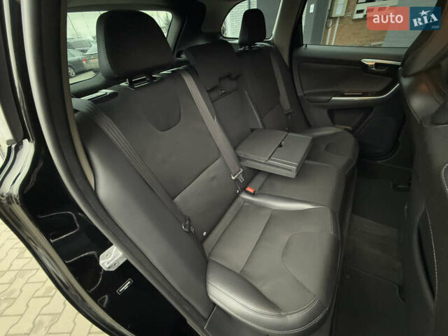 Чорний Вольво ХС60, об'ємом двигуна 2 л та пробігом 280 тис. км за 13500 $, фото 24 на Automoto.ua