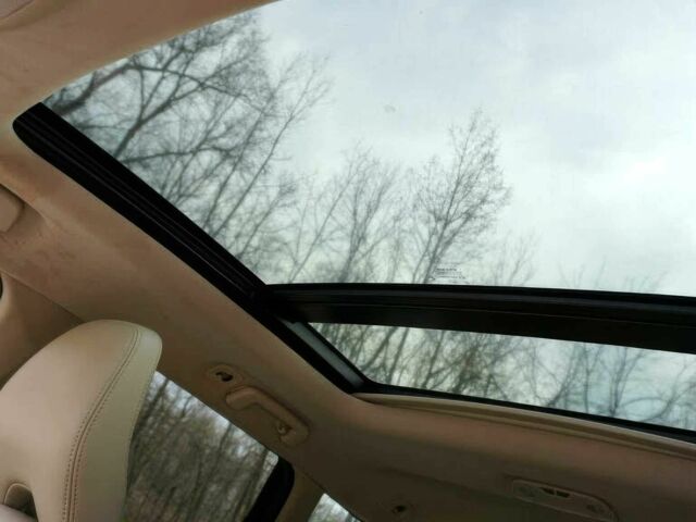 Черный Вольво ХС60, объемом двигателя 2.5 л и пробегом 77 тыс. км за 9000 $, фото 10 на Automoto.ua