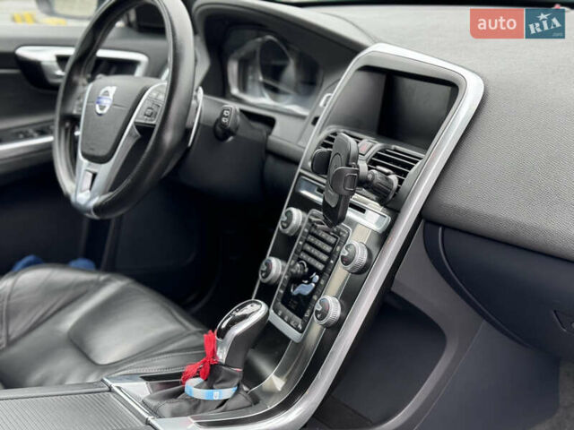 Черный Вольво ХС60, объемом двигателя 2.4 л и пробегом 113 тыс. км за 25500 $, фото 22 на Automoto.ua