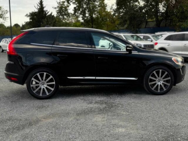 Черный Вольво ХС60, объемом двигателя 2 л и пробегом 70 тыс. км за 5100 $, фото 3 на Automoto.ua