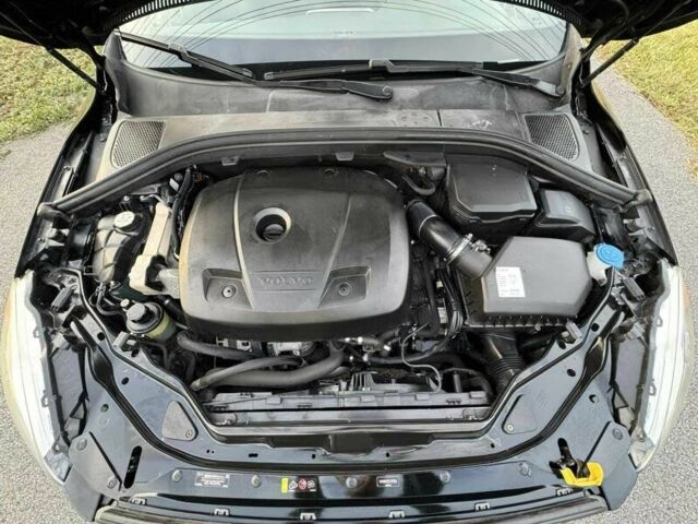 Чорний Вольво ХС60, об'ємом двигуна 2 л та пробігом 70 тис. км за 3700 $, фото 12 на Automoto.ua