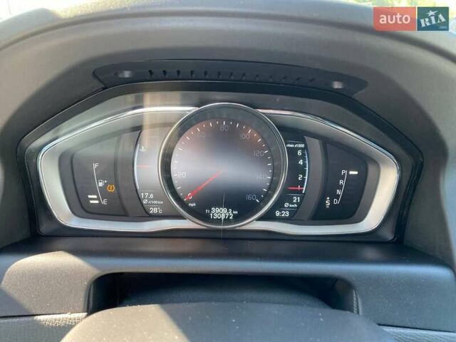 Чорний Вольво ХС60, об'ємом двигуна 2.5 л та пробігом 130 тис. км за 14900 $, фото 13 на Automoto.ua