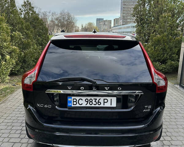 Чорний Вольво ХС60, об'ємом двигуна 2.5 л та пробігом 220 тис. км за 21000 $, фото 2 на Automoto.ua