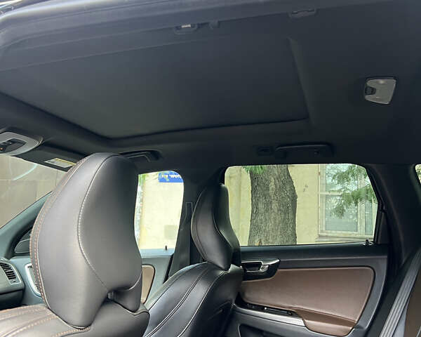 Черный Вольво ХС60, объемом двигателя 2.95 л и пробегом 182 тыс. км за 15400 $, фото 12 на Automoto.ua