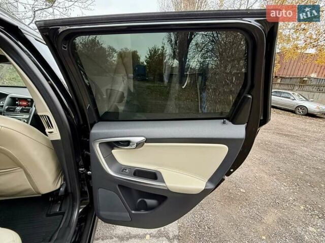 Черный Вольво ХС60, объемом двигателя 1.97 л и пробегом 190 тыс. км за 18900 $, фото 55 на Automoto.ua