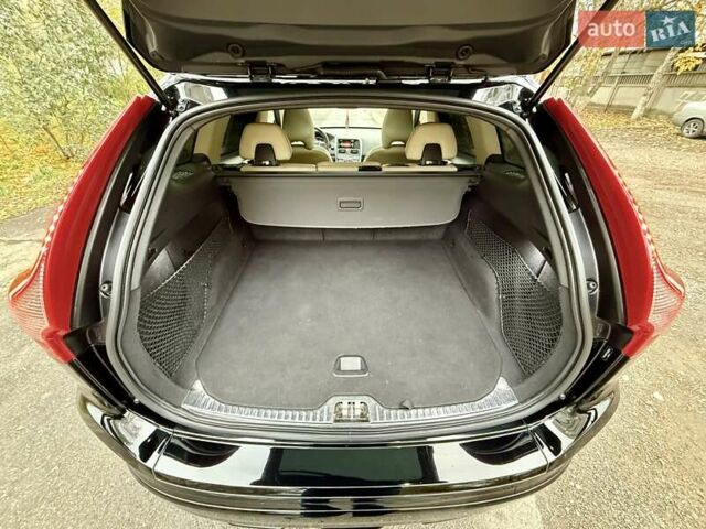 Черный Вольво ХС60, объемом двигателя 1.97 л и пробегом 190 тыс. км за 18900 $, фото 70 на Automoto.ua