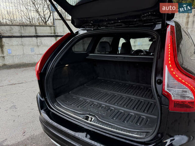 Черный Вольво ХС60, объемом двигателя 2 л и пробегом 285 тыс. км за 18999 $, фото 38 на Automoto.ua