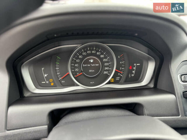 Чорний Вольво ХС60, об'ємом двигуна 2.4 л та пробігом 267 тис. км за 18950 $, фото 38 на Automoto.ua