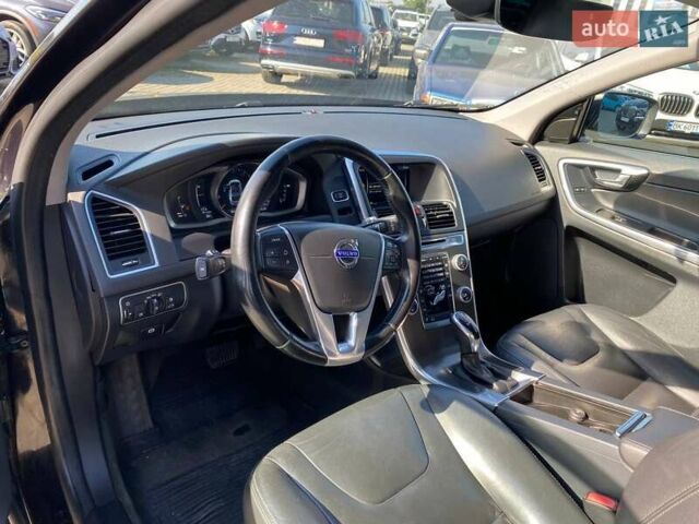 Чорний Вольво ХС60, об'ємом двигуна 2.5 л та пробігом 130 тис. км за 14900 $, фото 9 на Automoto.ua