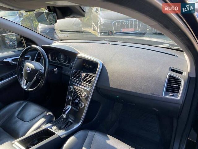 Чорний Вольво ХС60, об'ємом двигуна 2.5 л та пробігом 130 тис. км за 14900 $, фото 7 на Automoto.ua