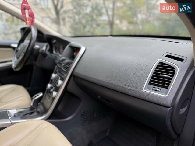 Черный Вольво ХС60, объемом двигателя 1.97 л и пробегом 190 тыс. км за 18900 $, фото 63 на Automoto.ua