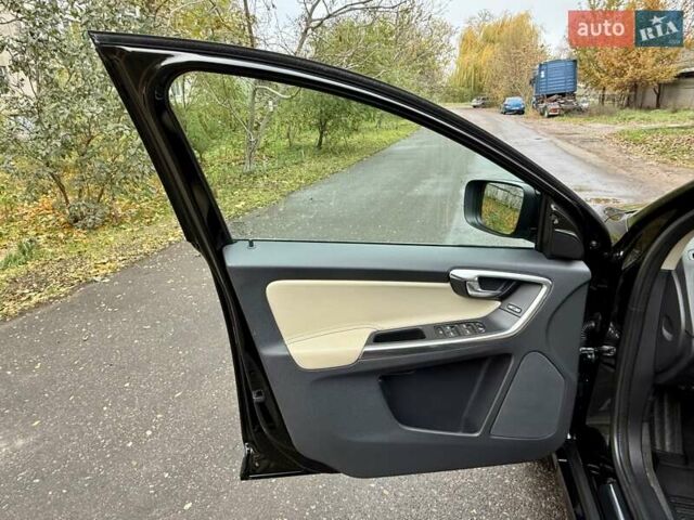 Черный Вольво ХС60, объемом двигателя 1.97 л и пробегом 190 тыс. км за 18900 $, фото 33 на Automoto.ua