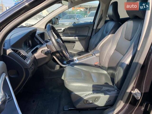 Чорний Вольво ХС60, об'ємом двигуна 2.5 л та пробігом 130 тис. км за 14900 $, фото 17 на Automoto.ua
