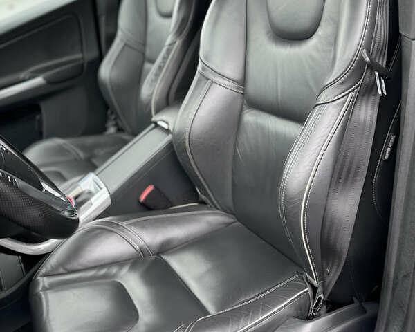 Черный Вольво ХС60, объемом двигателя 2.4 л и пробегом 113 тыс. км за 25500 $, фото 32 на Automoto.ua