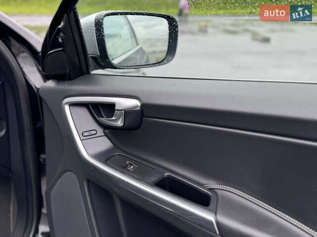 Черный Вольво ХС60, объемом двигателя 2.4 л и пробегом 113 тыс. км за 25500 $, фото 20 на Automoto.ua