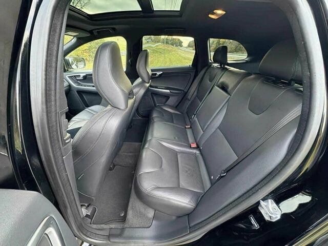 Чорний Вольво ХС60, об'ємом двигуна 2 л та пробігом 70 тис. км за 3700 $, фото 11 на Automoto.ua