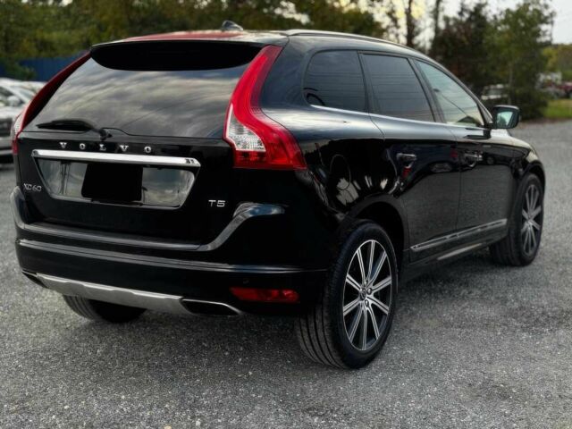 Черный Вольво ХС60, объемом двигателя 2 л и пробегом 70 тыс. км за 5100 $, фото 7 на Automoto.ua