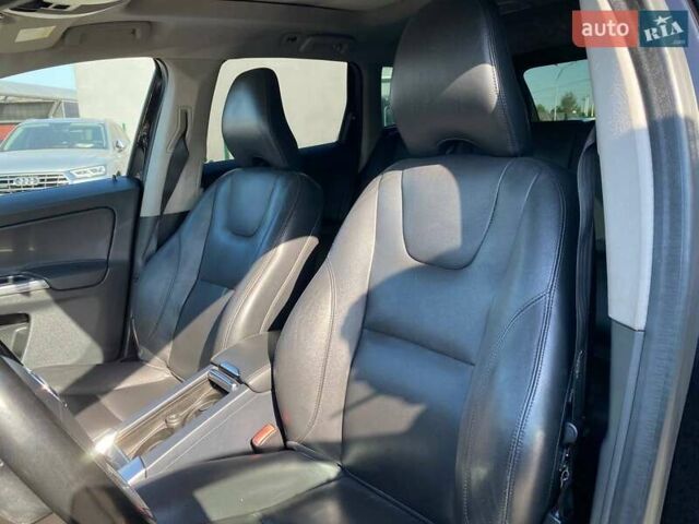 Чорний Вольво ХС60, об'ємом двигуна 2.5 л та пробігом 130 тис. км за 14900 $, фото 18 на Automoto.ua