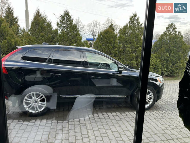 Чорний Вольво ХС60, об'ємом двигуна 2.5 л та пробігом 220 тис. км за 21000 $, фото 1 на Automoto.ua
