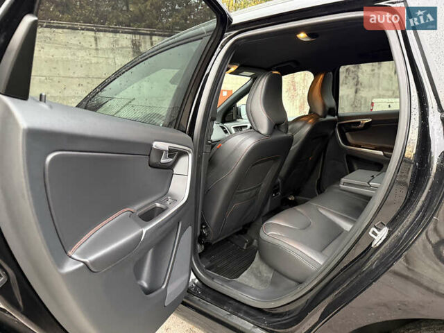 Черный Вольво ХС60, объемом двигателя 2 л и пробегом 285 тыс. км за 18999 $, фото 24 на Automoto.ua