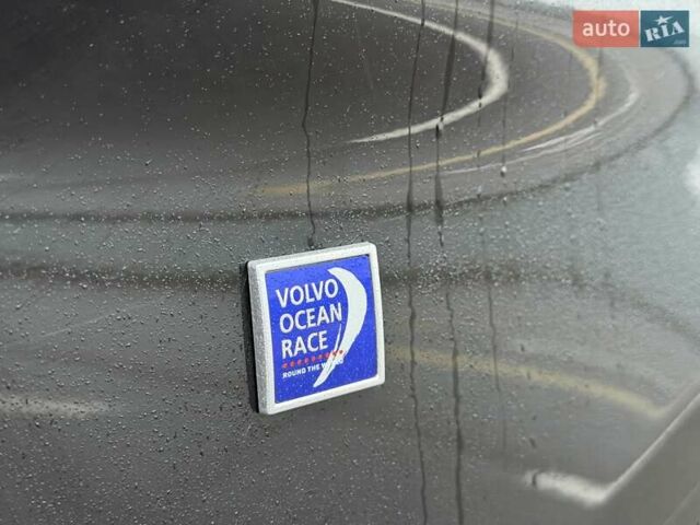 Черный Вольво ХС60, объемом двигателя 2.4 л и пробегом 212 тыс. км за 19187 $, фото 22 на Automoto.ua