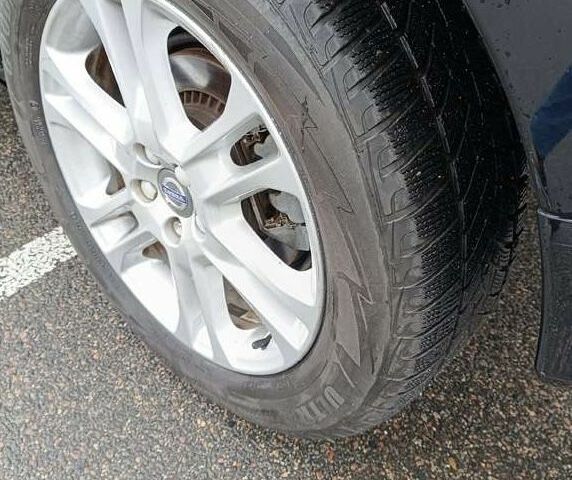 Черный Вольво ХС60, объемом двигателя 0 л и пробегом 128 тыс. км за 10600 $, фото 10 на Automoto.ua