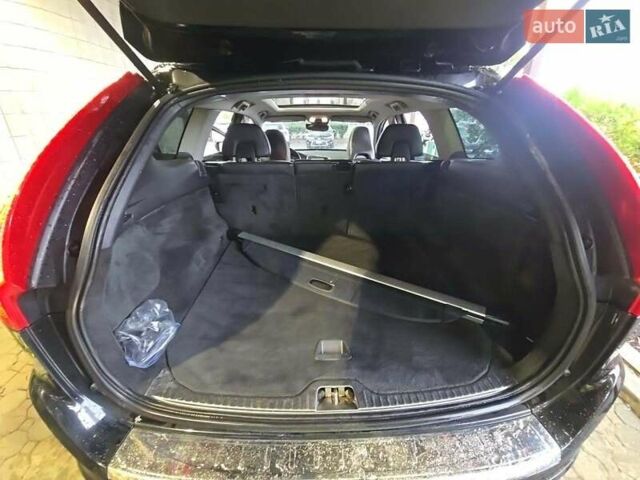 Черный Вольво ХС60, объемом двигателя 1.97 л и пробегом 165 тыс. км за 12800 $, фото 6 на Automoto.ua