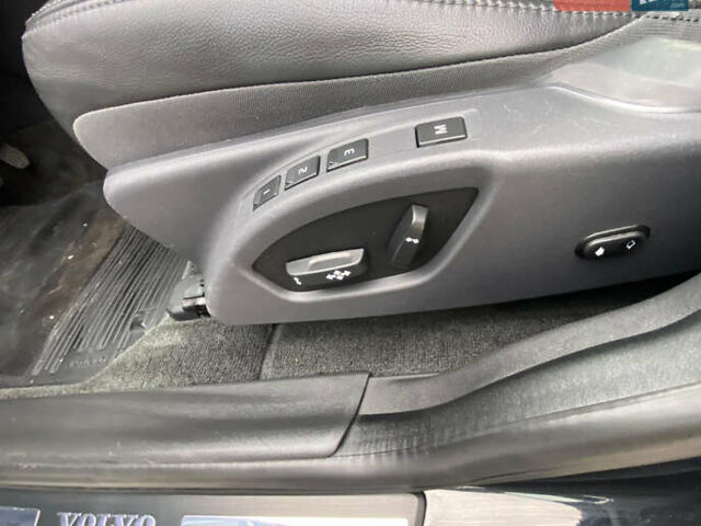 Черный Вольво ХС60, объемом двигателя 2.5 л и пробегом 160 тыс. км за 16300 $, фото 21 на Automoto.ua