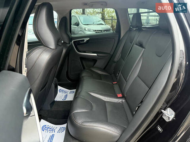 Чорний Вольво ХС60, об'ємом двигуна 2 л та пробігом 120 тис. км за 21400 $, фото 16 на Automoto.ua