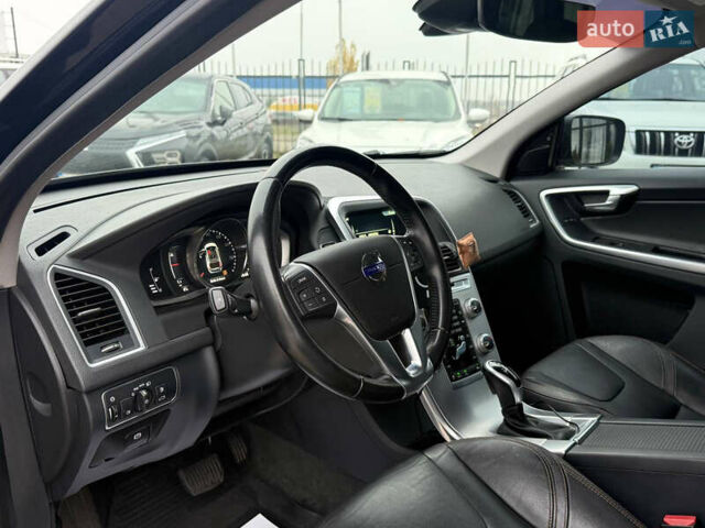 Чорний Вольво ХС60, об'ємом двигуна 2 л та пробігом 120 тис. км за 21400 $, фото 10 на Automoto.ua