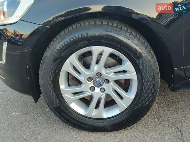 Черный Вольво ХС60, объемом двигателя 2 л и пробегом 220 тыс. км за 19799 $, фото 47 на Automoto.ua