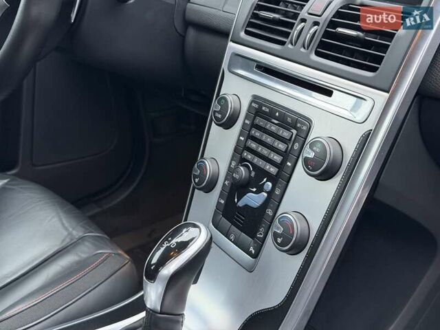 Черный Вольво ХС60, объемом двигателя 2.4 л и пробегом 212 тыс. км за 19187 $, фото 21 на Automoto.ua