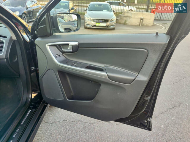 Черный Вольво ХС60, объемом двигателя 2 л и пробегом 220 тыс. км за 19799 $, фото 28 на Automoto.ua