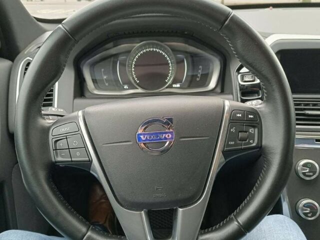 Черный Вольво ХС60, объемом двигателя 0 л и пробегом 128 тыс. км за 10600 $, фото 17 на Automoto.ua